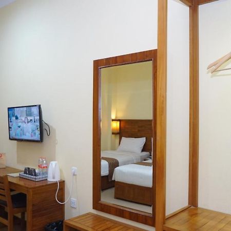 Syailendra Hotel Syariah Jepara Εξωτερικό φωτογραφία