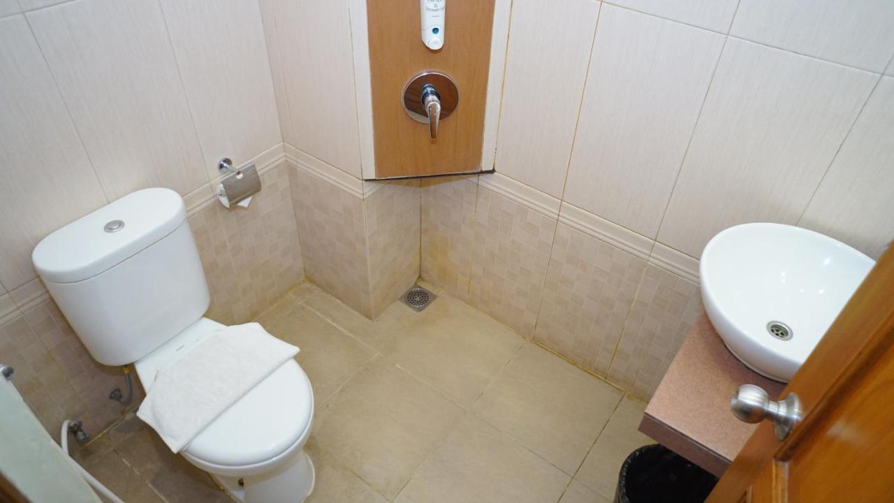 Syailendra Hotel Syariah Jepara Εξωτερικό φωτογραφία