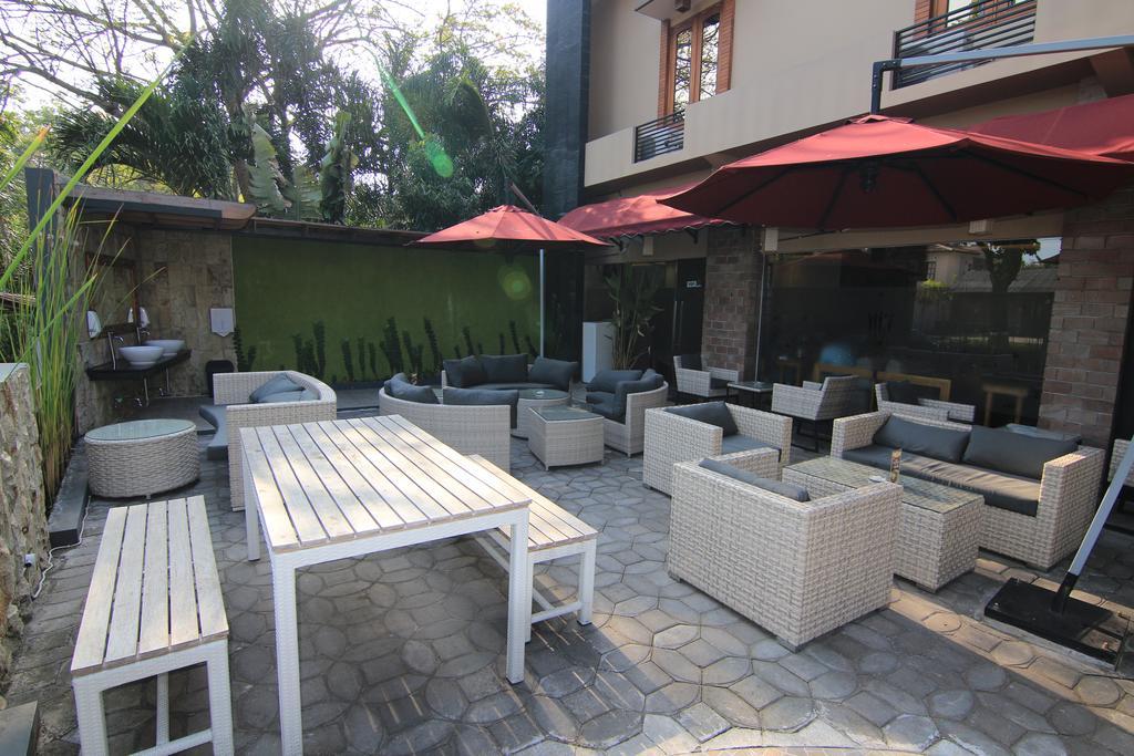 Syailendra Hotel Syariah Jepara Εξωτερικό φωτογραφία