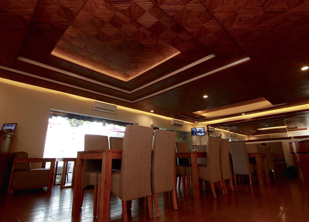 Syailendra Hotel Syariah Jepara Εξωτερικό φωτογραφία