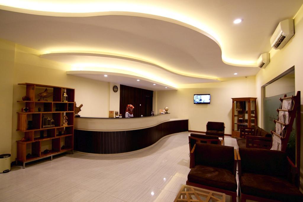 Syailendra Hotel Syariah Jepara Εξωτερικό φωτογραφία