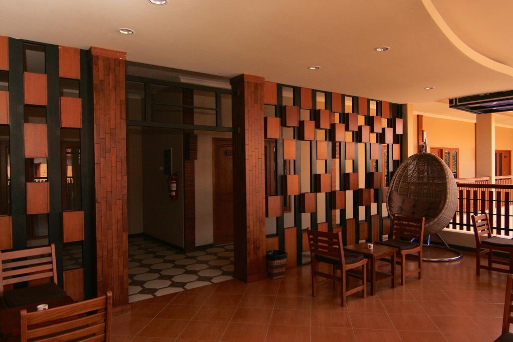 Syailendra Hotel Syariah Jepara Εξωτερικό φωτογραφία